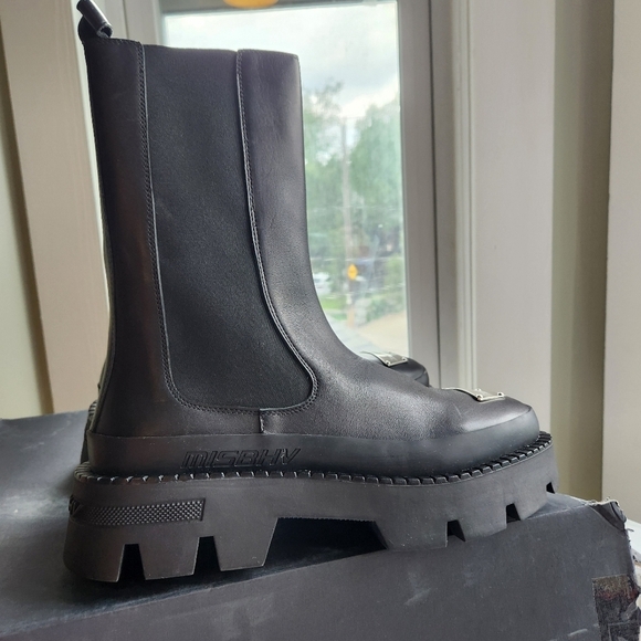 Misbhv Black \'The 2000\' Chelsea Boots size 42 BNWB (no lid) main image 5